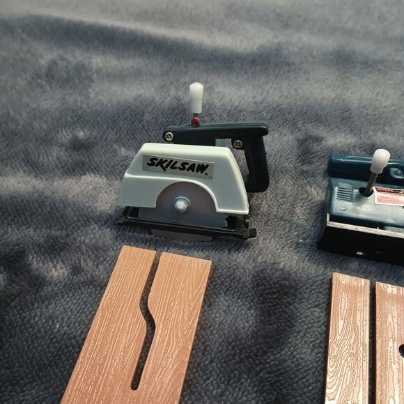 Imperial Toys Skil Sharp Workshop Power Tools Mini Wind Up Motor Vintage 1988 - Picture 2 of 10